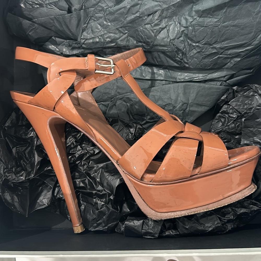 Ysl nude tribute 105 sandal